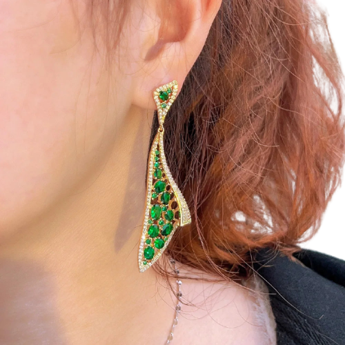 Cubic Zirconia Earring.