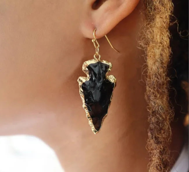 Black  onyx and 18K Gold plated arrow drops